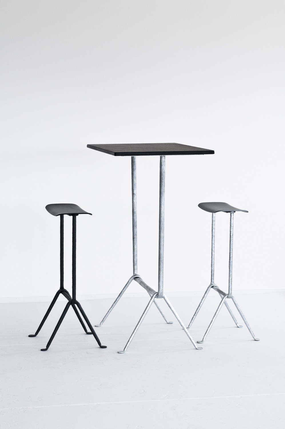 乐竞平台 - 坐具|吧椅/凳子|办公家具|设计师家具|药房高脚凳